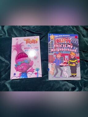 🕸️ (10 for $10) Trolls & Blippi Book bundle